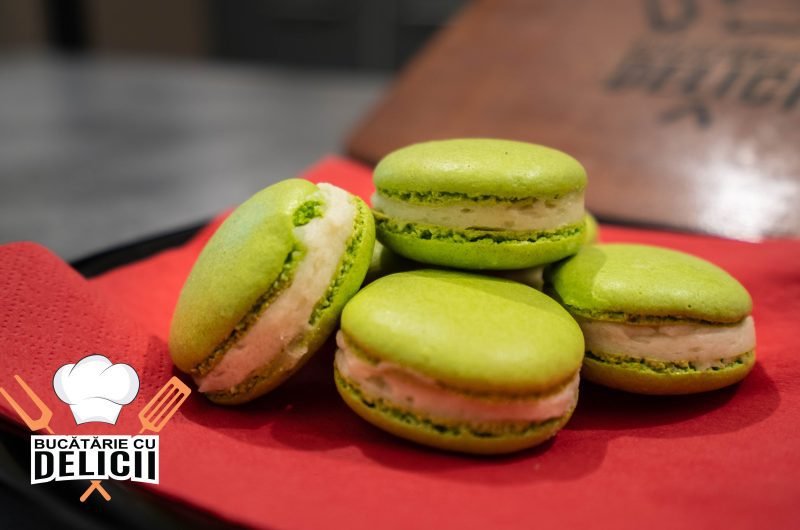 Macarons fursecurile care au colorat lumea