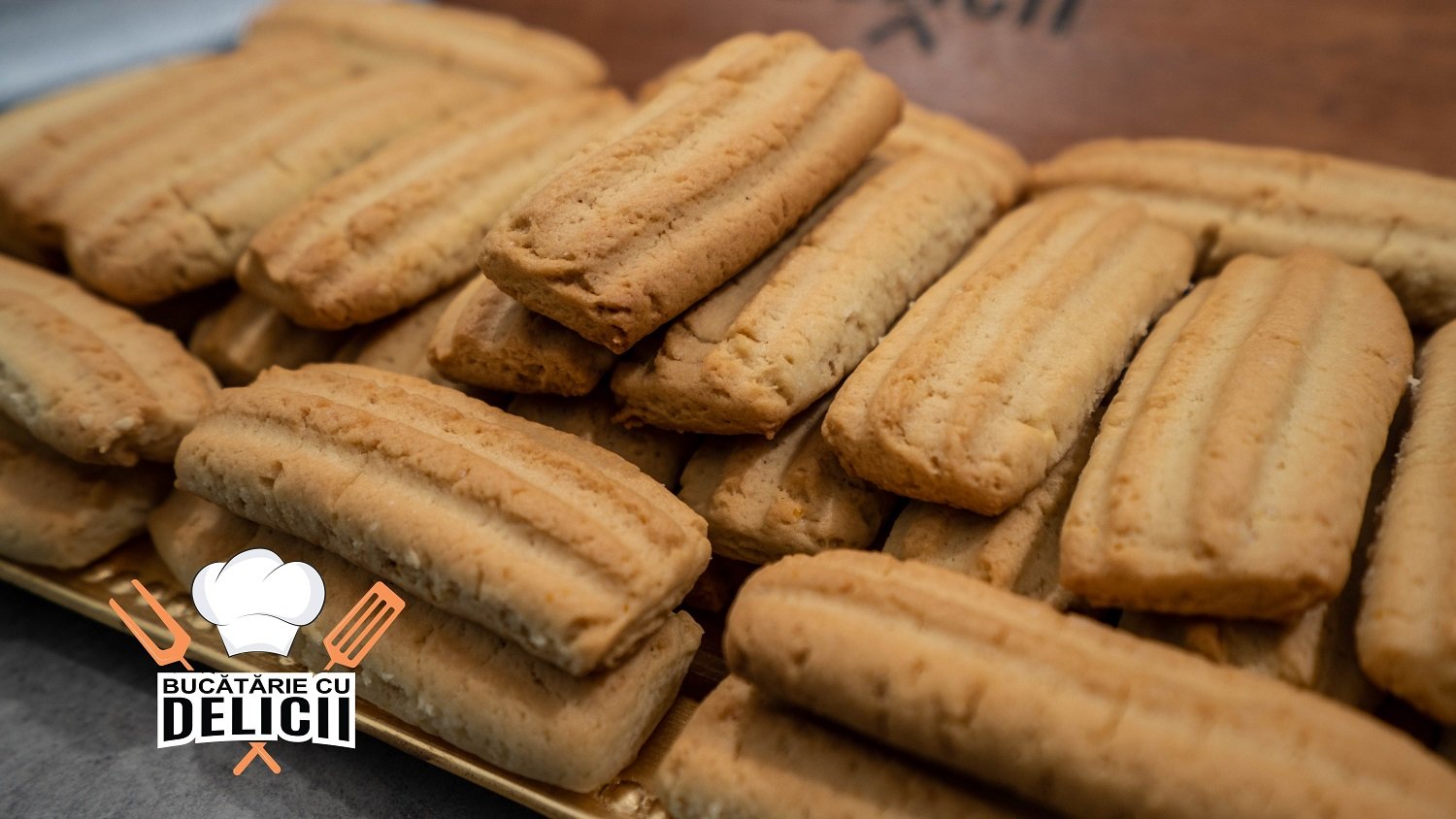 Biscuiți de casă fragezi și rumeni