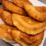 Brânzoaice prăjite cu brânză de vaci