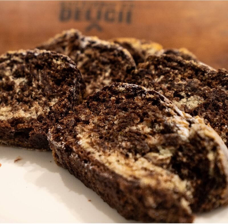 Chec pufos de post marmorat cu cacao