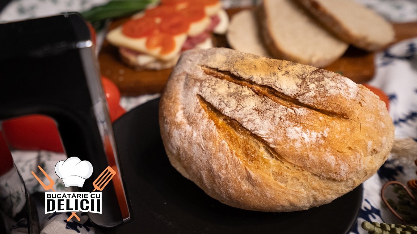 Pâine de casă fără frământare coaptă în Airfryer