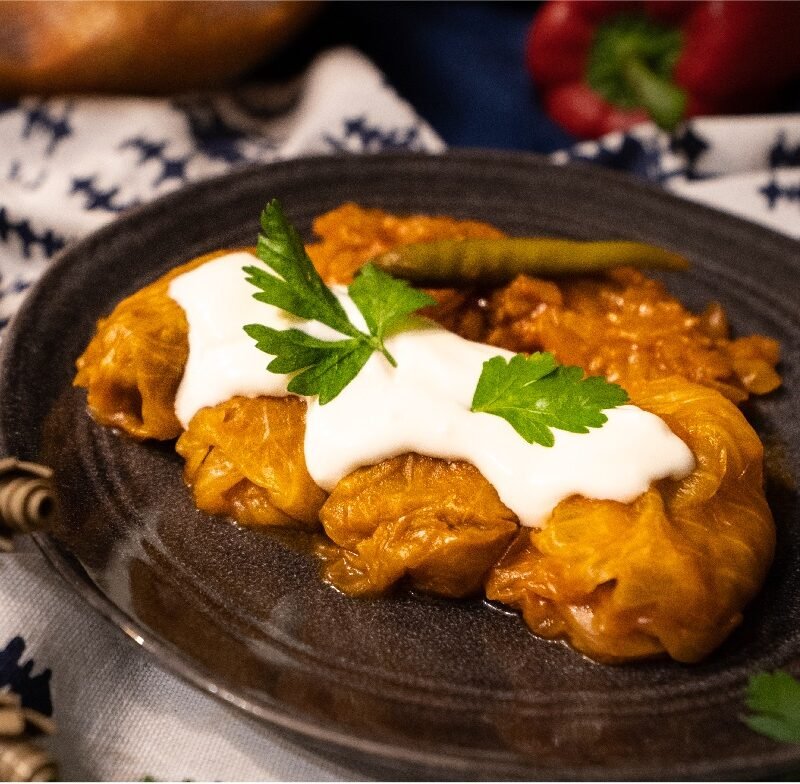 Sarmale tradiționale gătite la multicooker